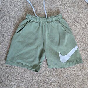 Nike sportswear club sweatshorts